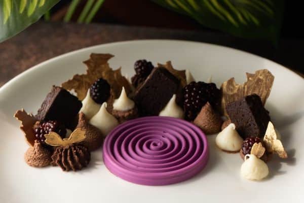 Plating Desserts and Gelato